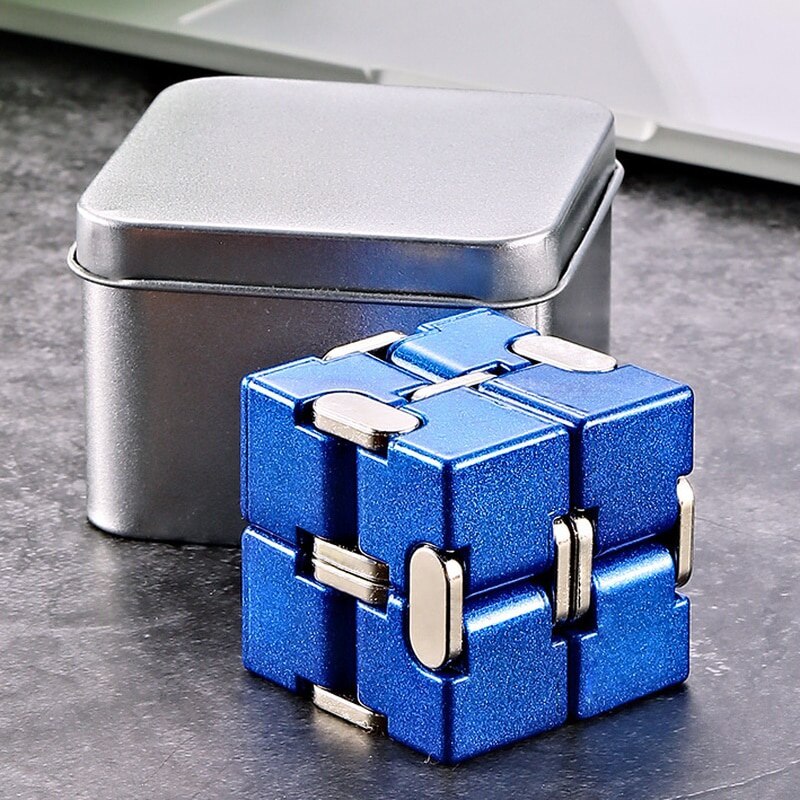 Metal Infinity Cube - Onset Gadgets